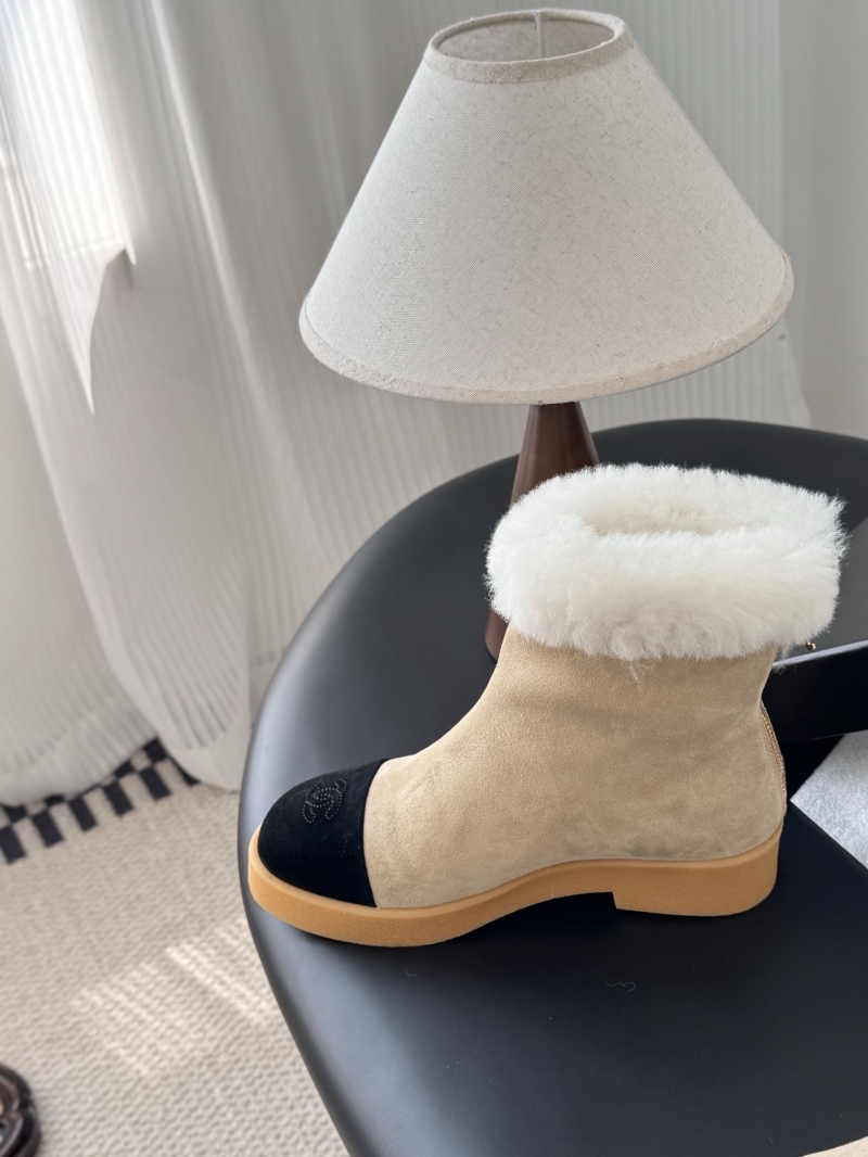 Ch**el boots
